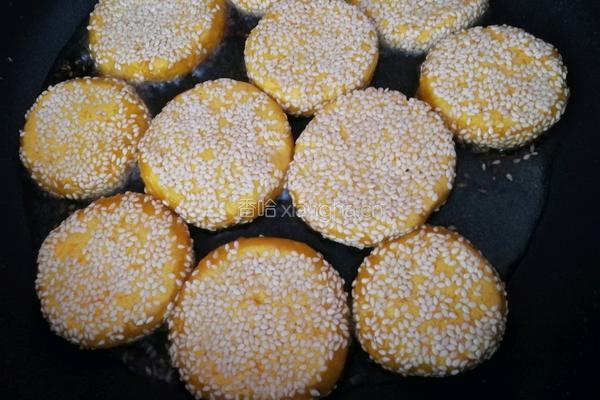 香煎南瓜饼的做法图解6