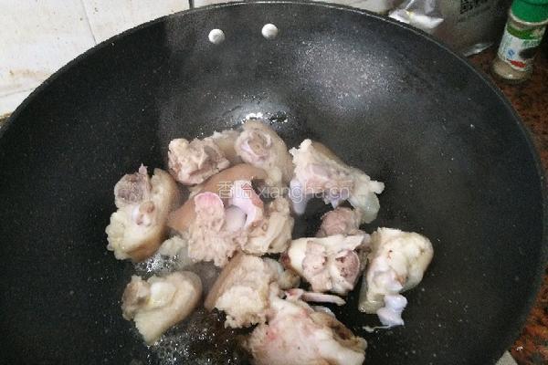 黄豆焖猪脚的做法图解9