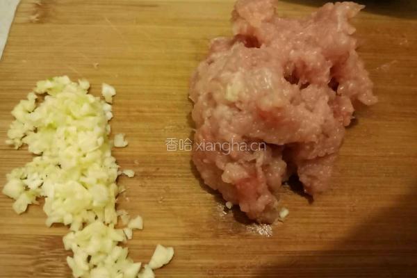 金针菇肉沫的做法图解1