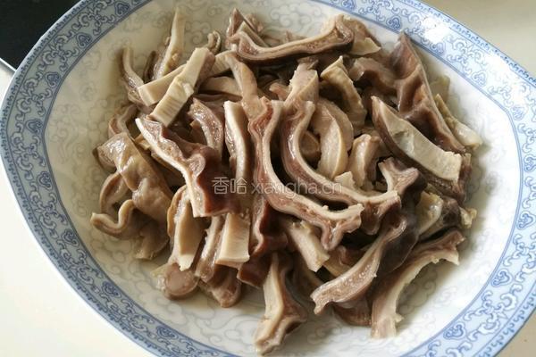 四神猪肚汤的做法图解2