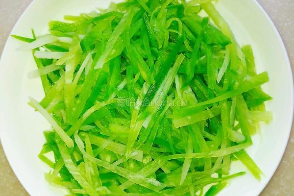 萝卜粉丝虾汤的做法图解4