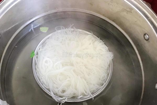 肉末米线的做法图解5