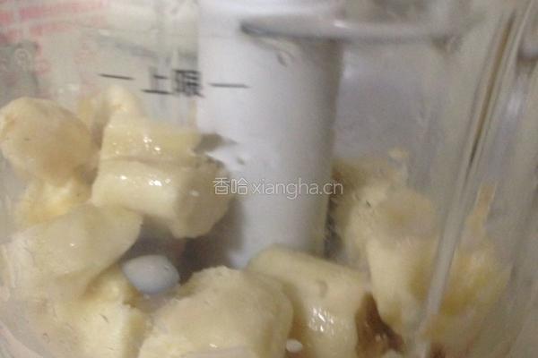 香蕉软饼的做法图解1