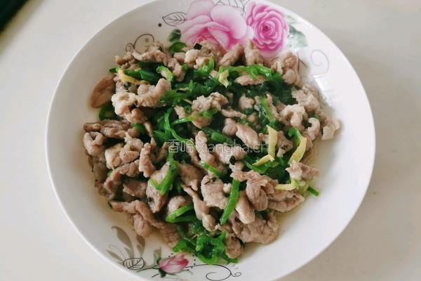 青椒炒肉丝的做法图解4