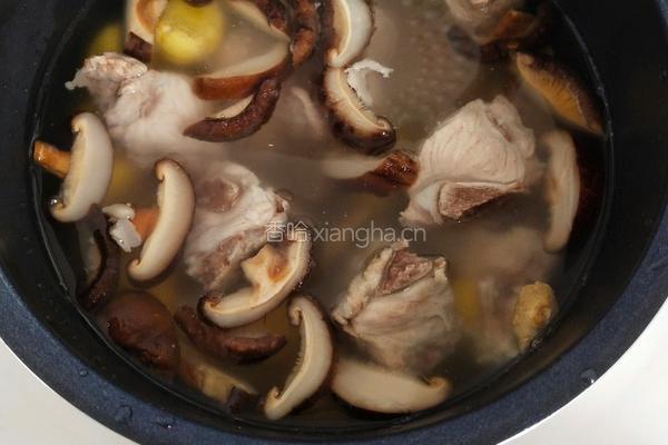 电饭煲骨头粥的做法图解4