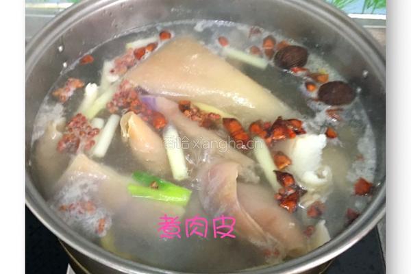 三色猪皮冻的做法图解2