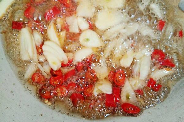 花菜炒肉片的做法图解4