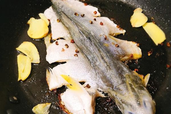 黑啤酒魚的做法图解2
