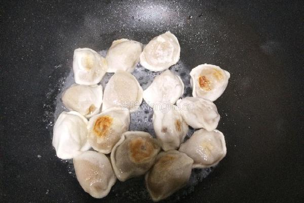 蛋包饺子的做法图解8