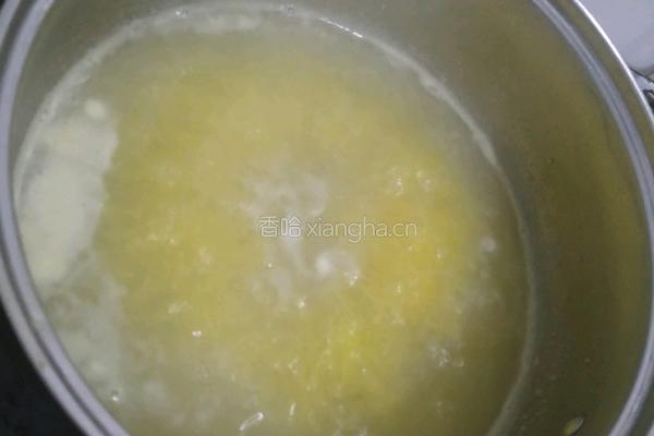 红薯小米粥的做法图解2