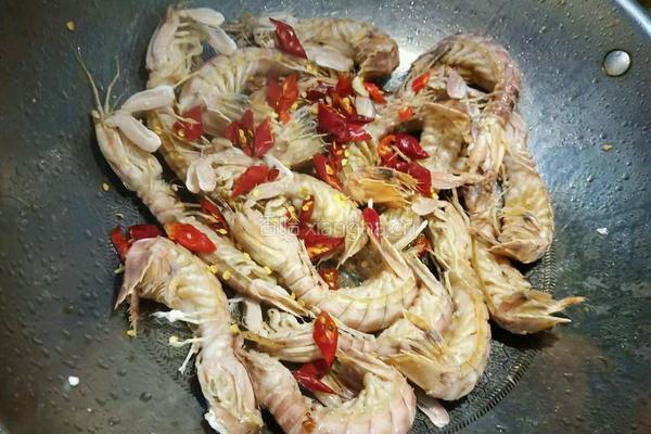 鲜甜濑尿虾的做法图解5