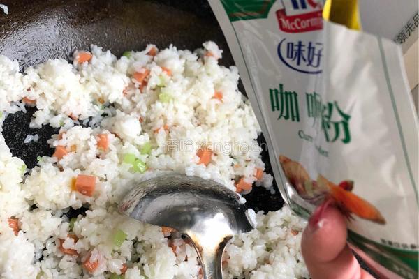 菠萝炒饭的做法图解7