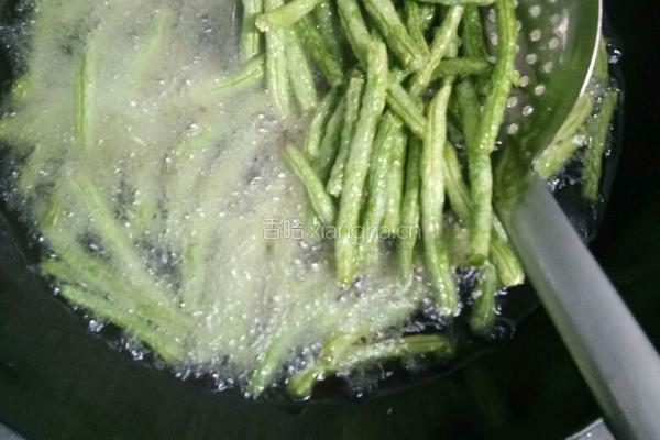 干煸四季豆的做法图解3