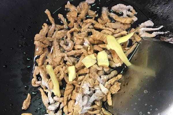 香菇平菇炒肉丝的做法图解5