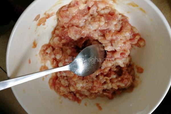 肉饼蒸水蛋的做法图解1