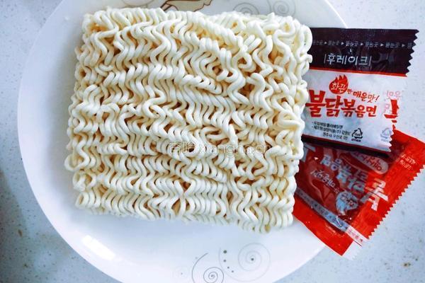 网红火鸡面的做法图解4