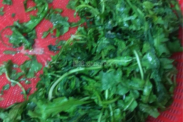 荠菜饺子的做法图解1