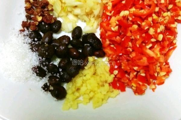 剁椒鱼头的做法图解2
