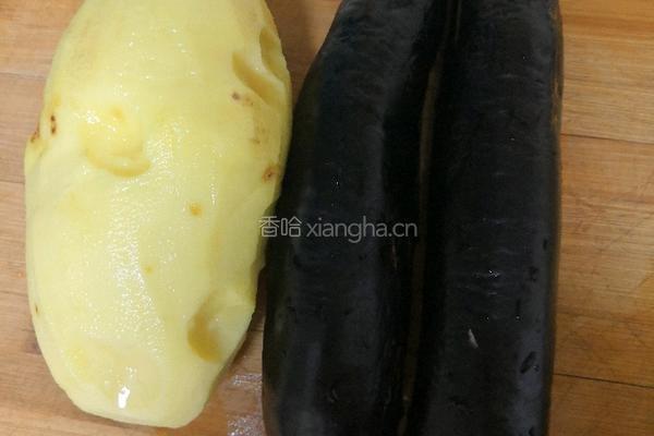 茄子拌土豆的做法图解1