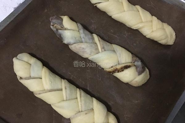 酥粒辫子豆沙面包的做法图解12