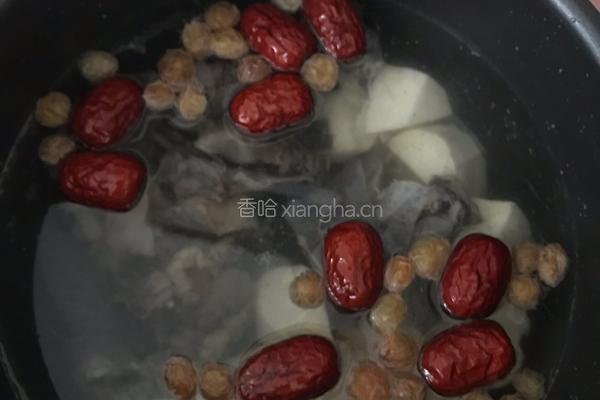 乌鸡桂圆红枣汤的做法图解3