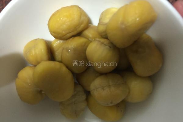 黄金板栗鸡的做法图解2