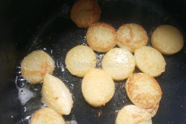 日本豆腐木耳胡萝卜汤的做法图解4