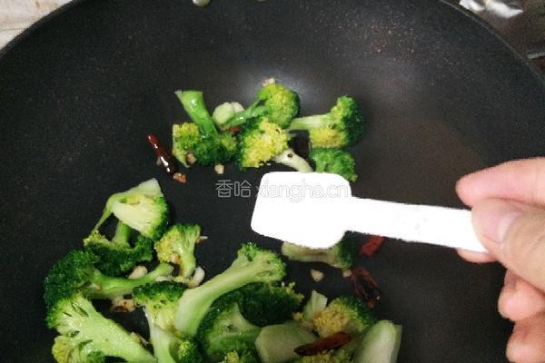 蒜蓉西兰花的做法图解12