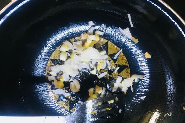 炒黄豆芽的做法图解1