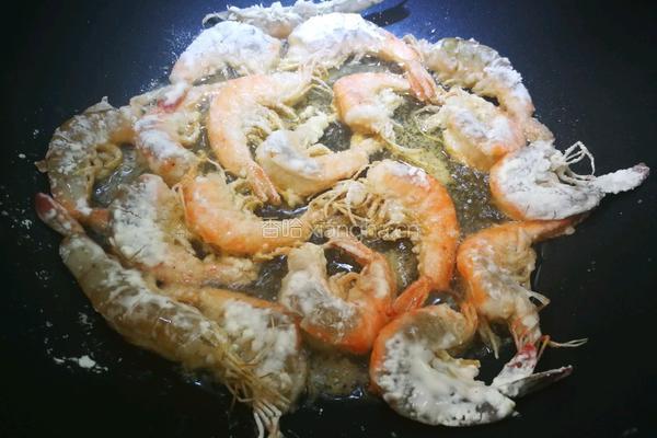 椒盐虾的做法图解3