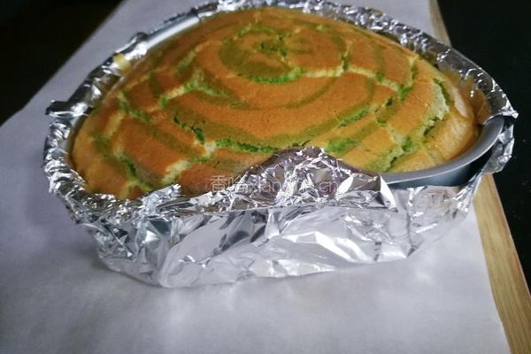 斑马纹酸奶蛋糕的做法图解12