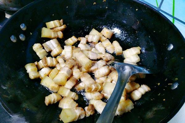 土豆红烧肉的做法图解5