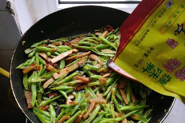 麻辣菜豆的做法图解7
