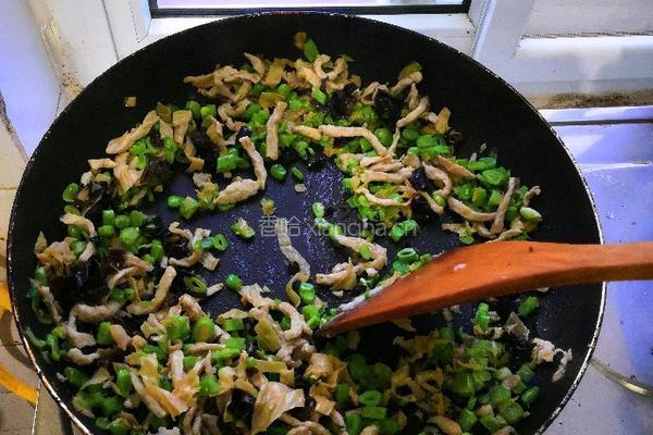 老干妈肉丝炒饭的做法图解5