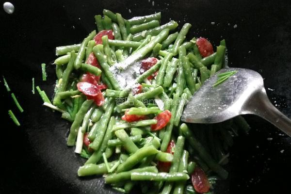 腊肉炒四季豆的做法图解11