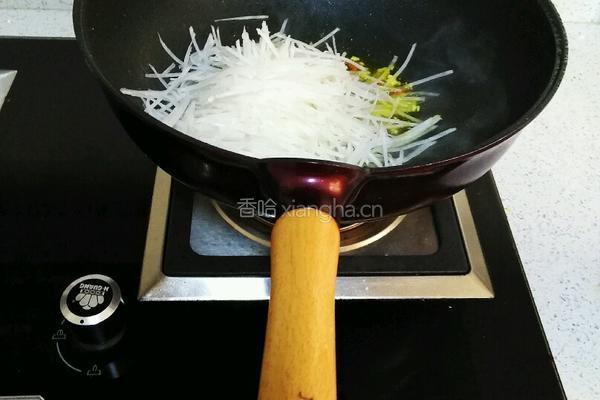 清炒萝卜丝的做法图解3