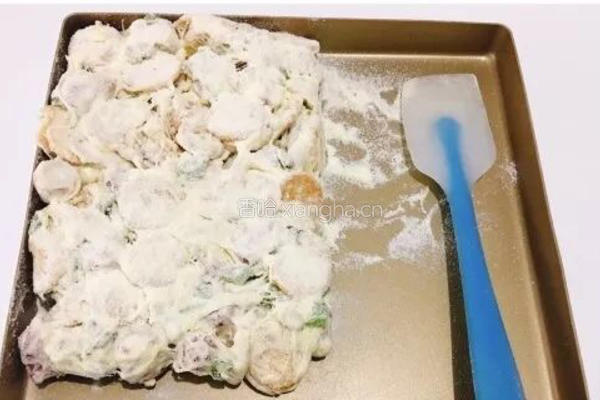 草莓雪花酥的做法图解7
