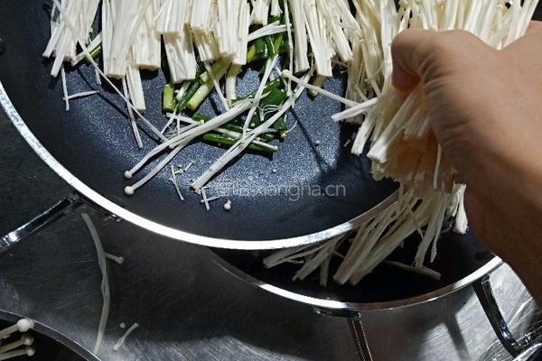 平锅金蒜虾的做法图解3