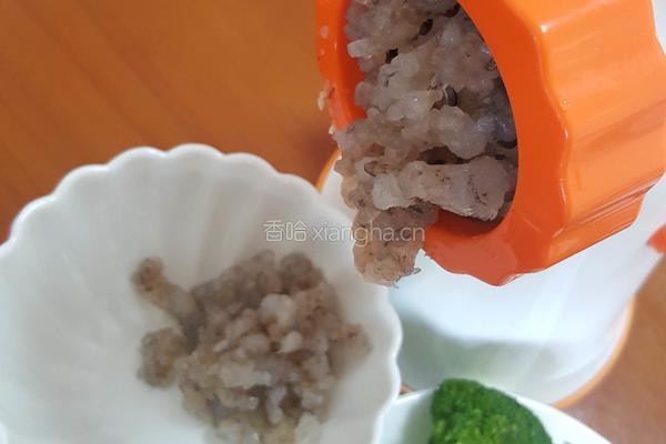西兰花鲜虾饼的做法图解2