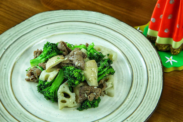 牛肉炒杂菜