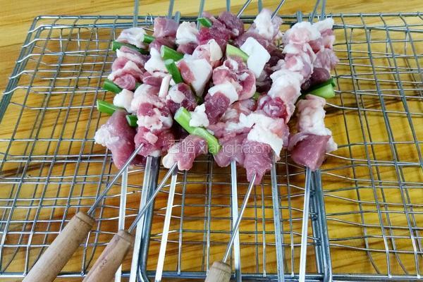 原味羊肉串的做法图解2