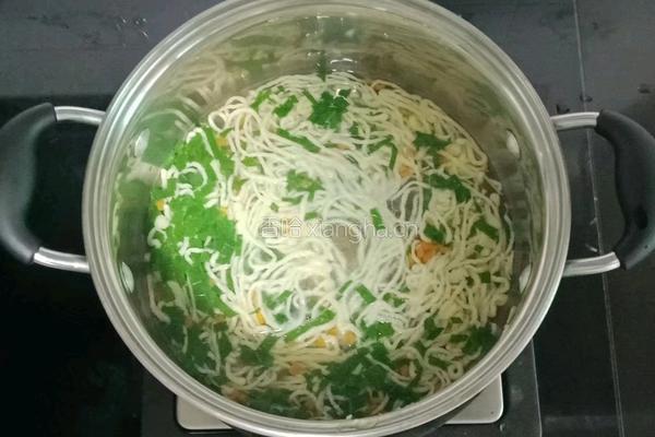 鲳鱼蛋黄面线 (宝宝辅食）的做法图解8