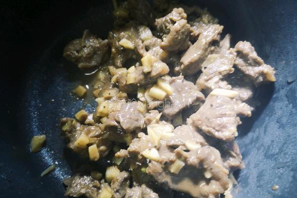 牛肉粒杏鲍菇的做法图解4