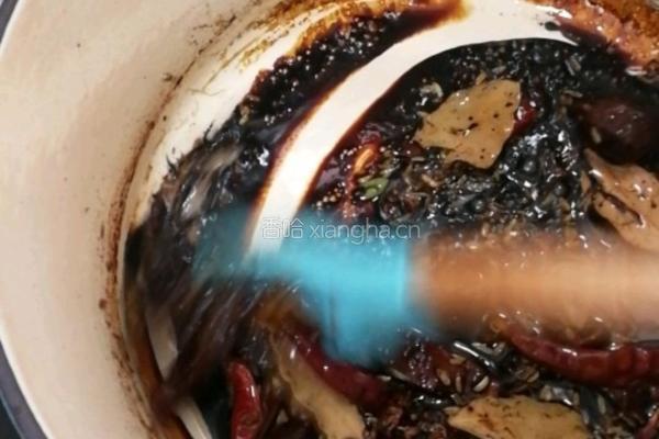 卤牛肉的做法图解3