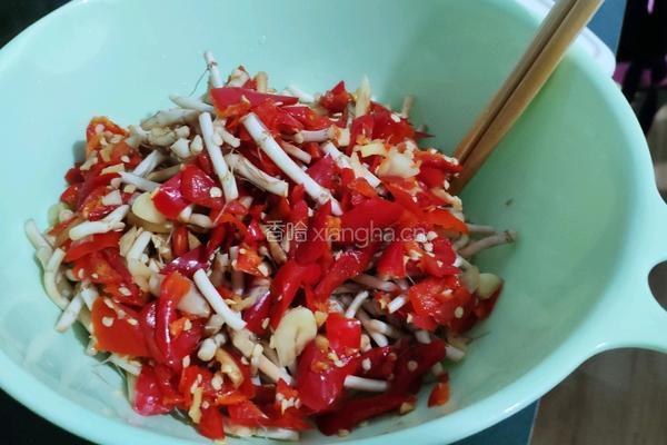 凉拌折耳根（鱼腥草）的做法图解3