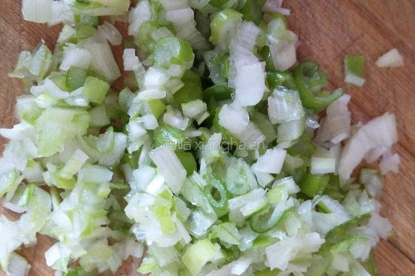 荠菜菜盒子的做法图解5