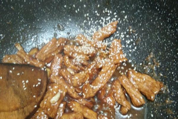 糖醋瘦肉的做法图解3