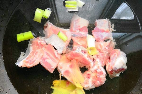 排骨焖豆腐的做法图解6