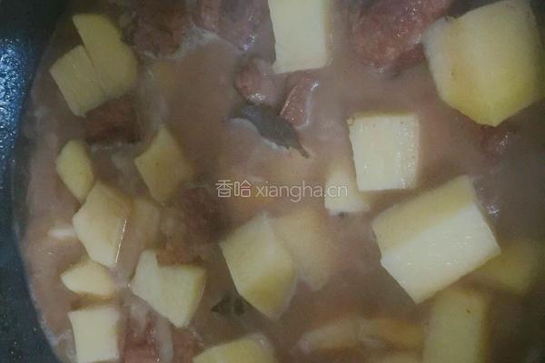 排骨烧土豆的做法图解7