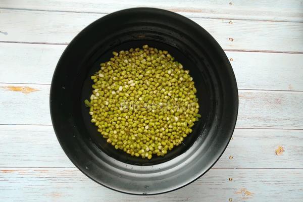 绿豆糕的做法图解1